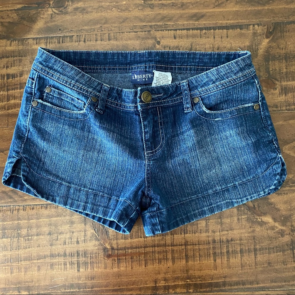 Liberty Wins Jean Shorts Size 9 Jr.